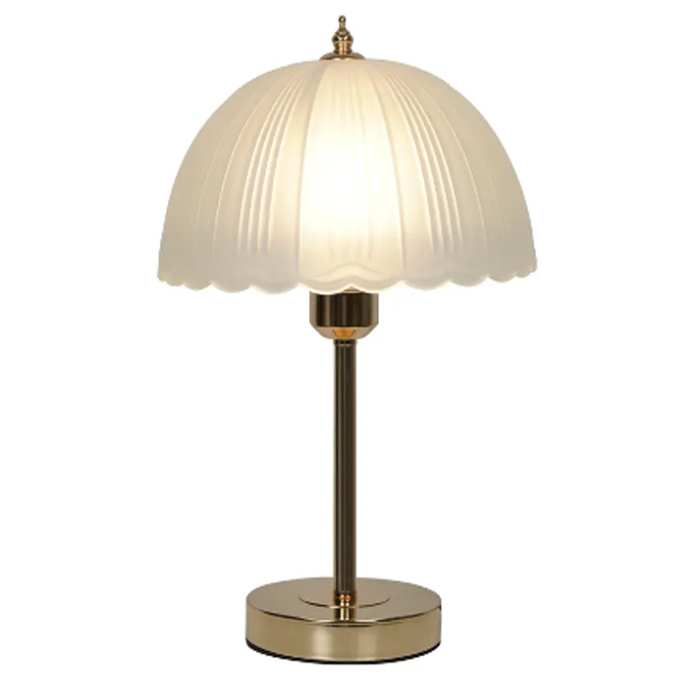 Why we need a  Warm Light Desk Lamp in bedroom