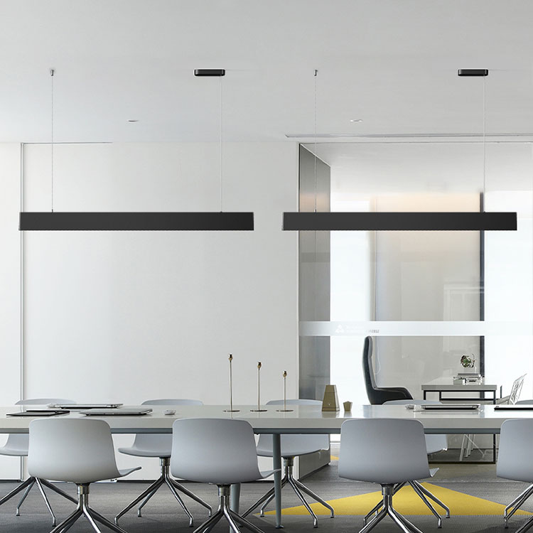 Which Color Temperature Works Best with a 30W One-Word LED Pendant Light for a Living Room