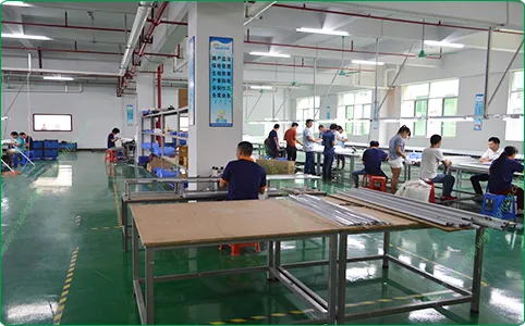 4FT 160lm/W T8 LED Tube Light with Flicker-Free Driver