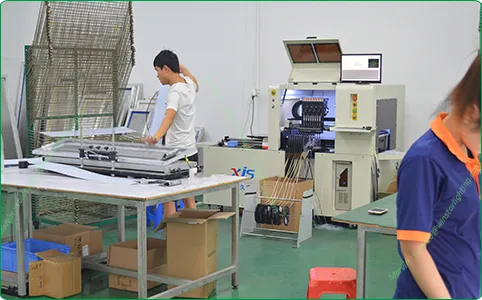 Ce RoHS 120lm/W 18W T8 LED Tube Light with Rotating Cap