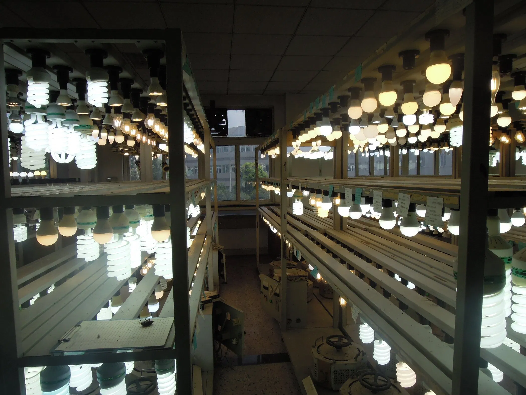 Ncc Inmetro Coi 20W E27 Warm White/3000K Cheap Price Lighting Bulb