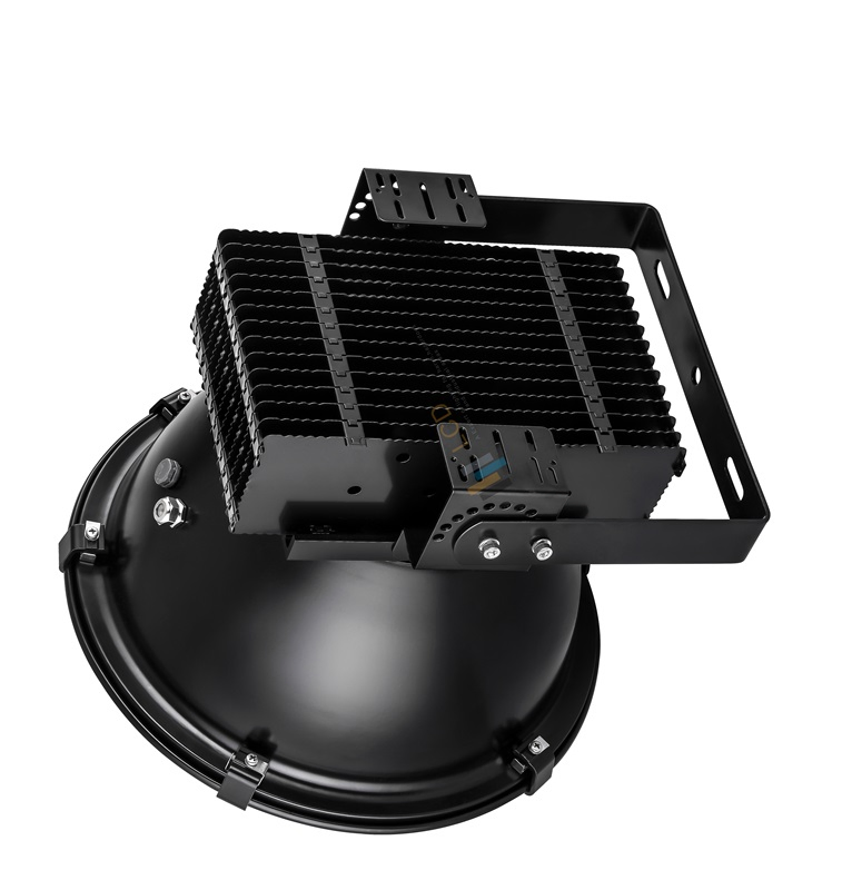 UFO Industrial High Bay Lighting LED Light 25deg 30deg 60deg 90deg Beam Angle -75degc Cold Warehouse Mine Sea Port 100-277V IP65 Waterproof High Bay Light